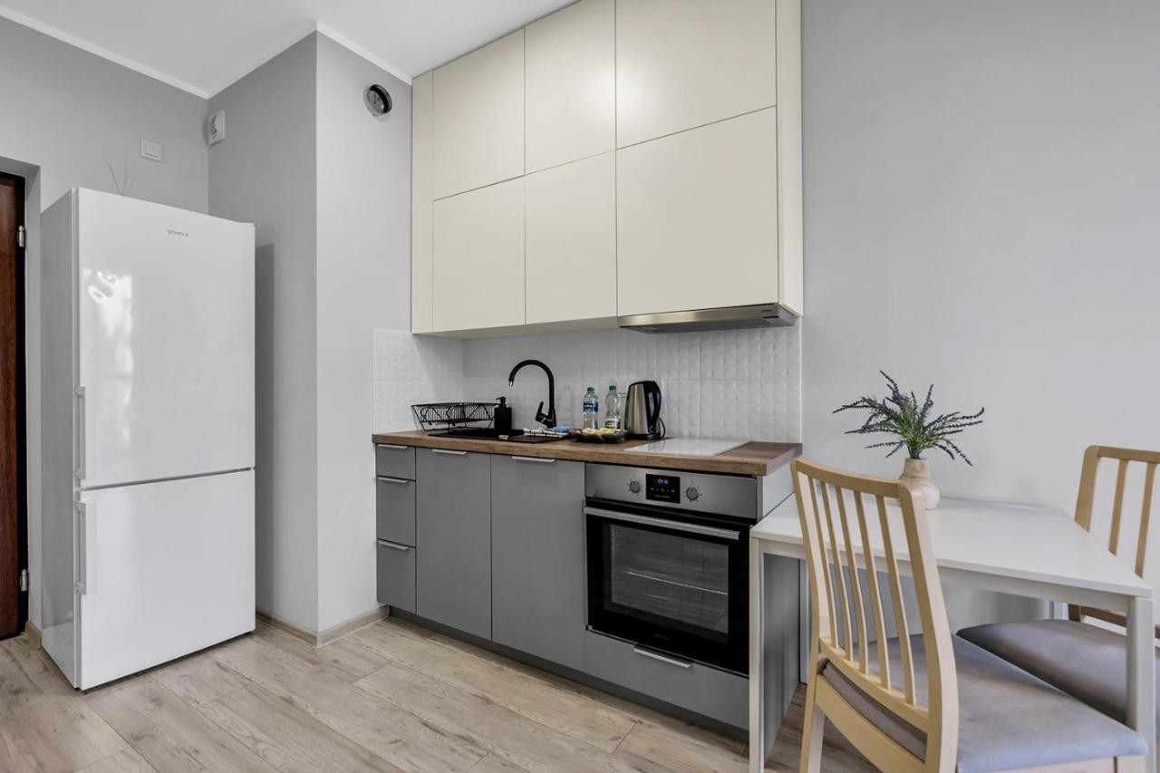 Wlochy Klinkierowa Comfort Apartment Варшава Экстерьер фото
