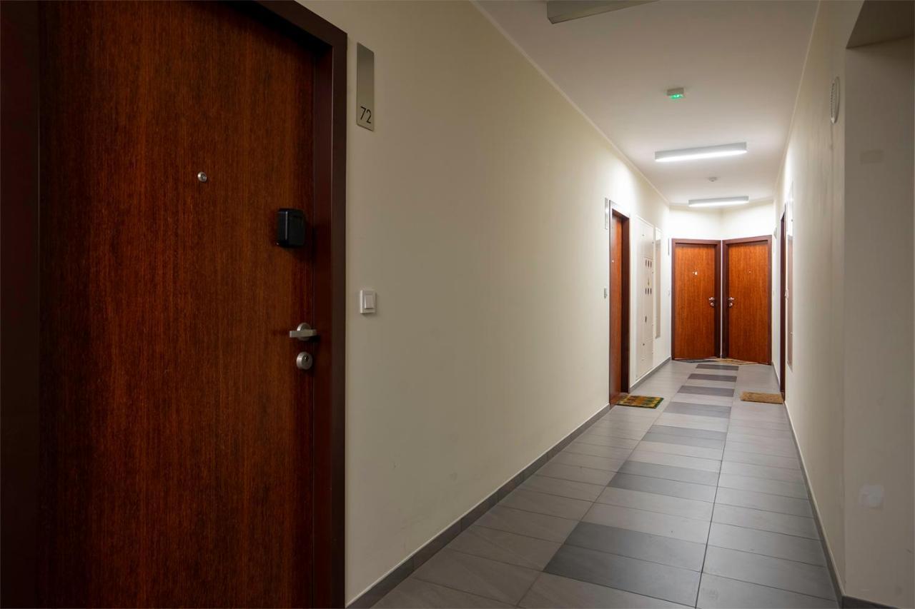 Wlochy Klinkierowa Comfort Apartment Варшава Экстерьер фото