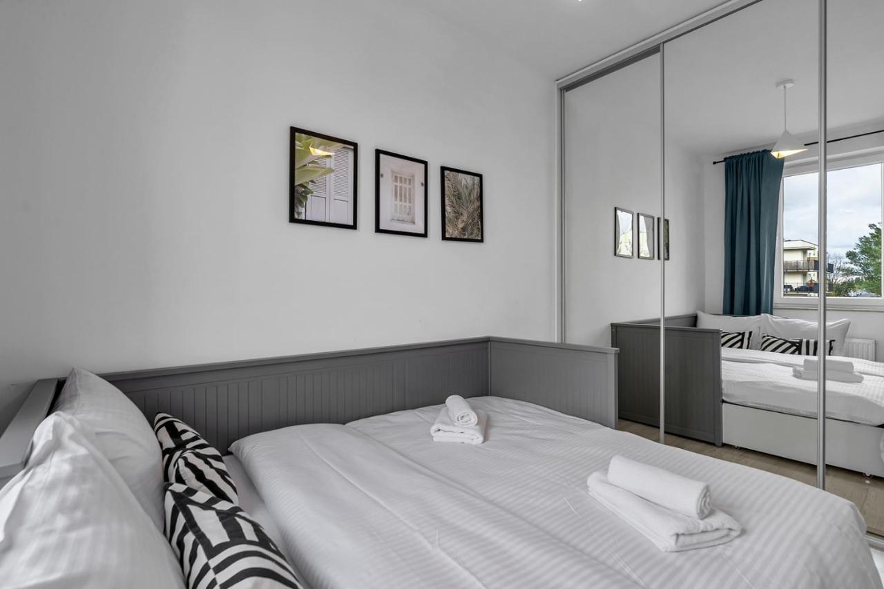Wlochy Klinkierowa Comfort Apartment Варшава Экстерьер фото