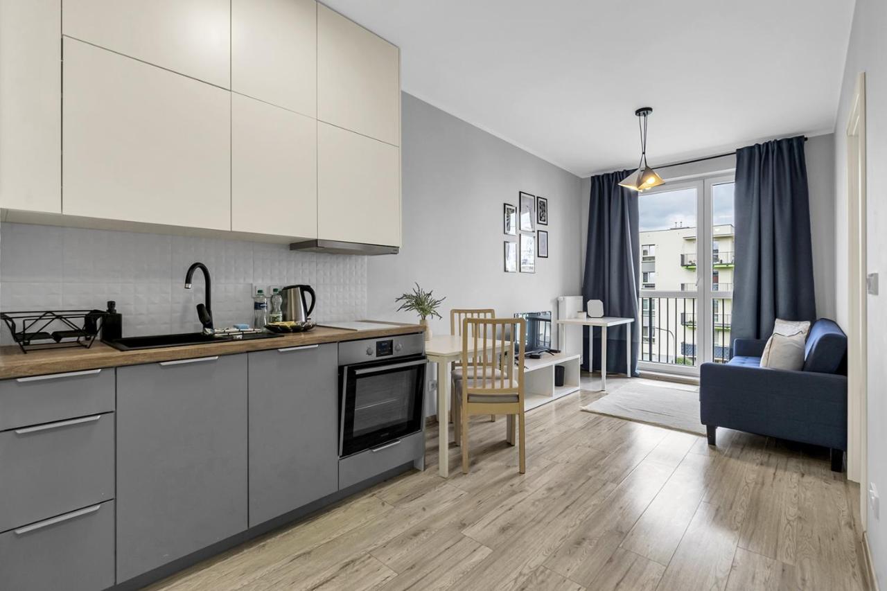 Wlochy Klinkierowa Comfort Apartment Варшава Экстерьер фото